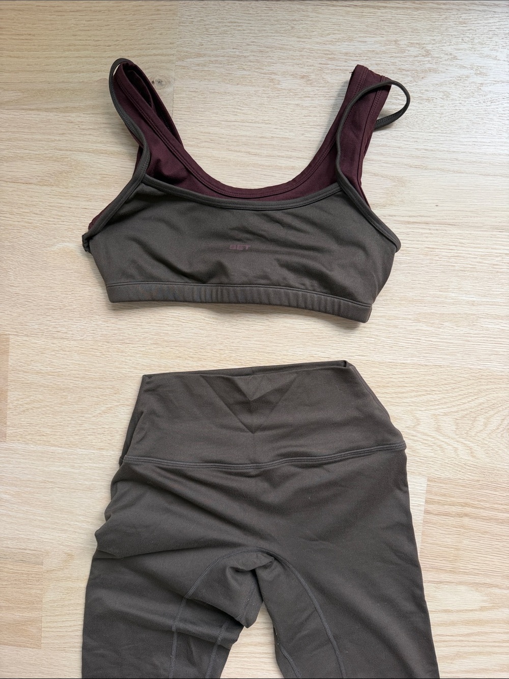 SET ACTIVE formcloud layered bra & leggings set - Picture 3 of 3